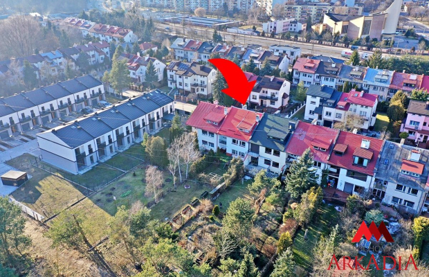 DOM SZEREGOWY OSIEDLE POŁUDNIE UL. ŻRÓDLANA