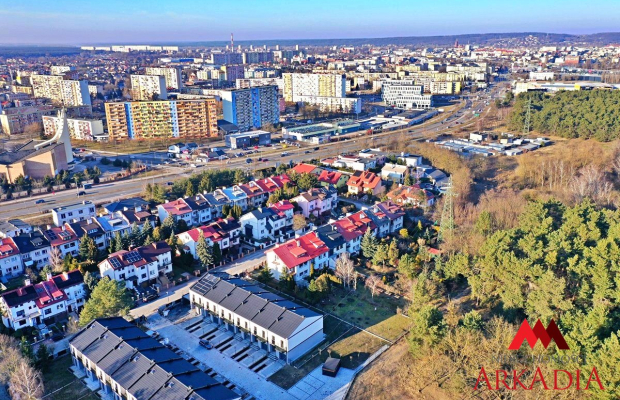 DOM SZEREGOWY OSIEDLE POŁUDNIE UL. ŻRÓDLANA