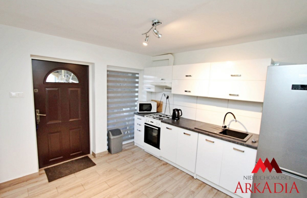 niewielki dom na wynajem , 2 pokoje Zazamcze