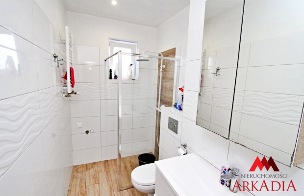 niewielki dom na wynajem , 2 pokoje Zazamcze