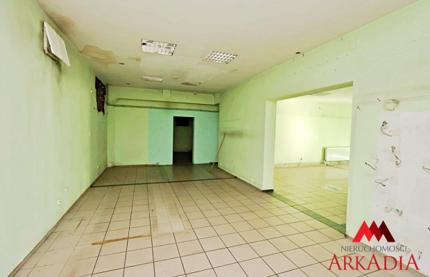 Lokal usługowy ,500 m2 w Centrum z parkingiem