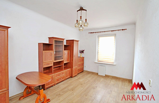 2 pokoje, Centrum 40 m2, 1 piętro 