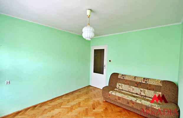 Na sprzedaż 2 pokoje ,53 m2, balkon loggia,Centrum