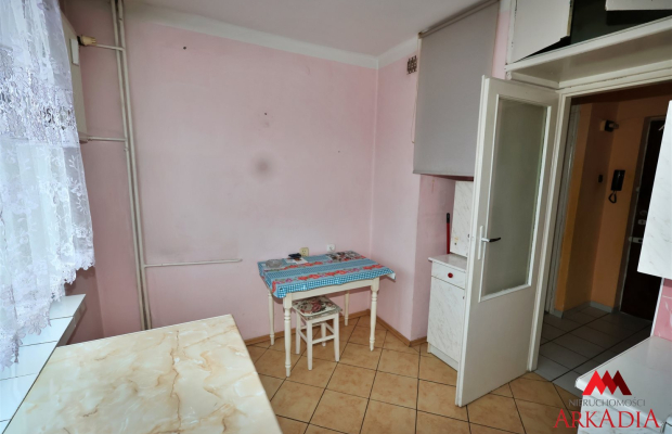 Arkadia Nieruchomości z dumą prezentuje przytulne, dwupokojowe mieszkanie w centralnej części Włocławka - idealną propozycję dl