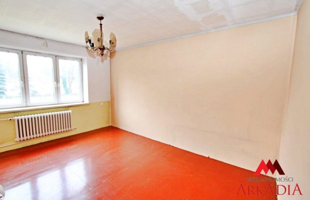 Na sprzedaż przestronne mieszkanie z garażem! 