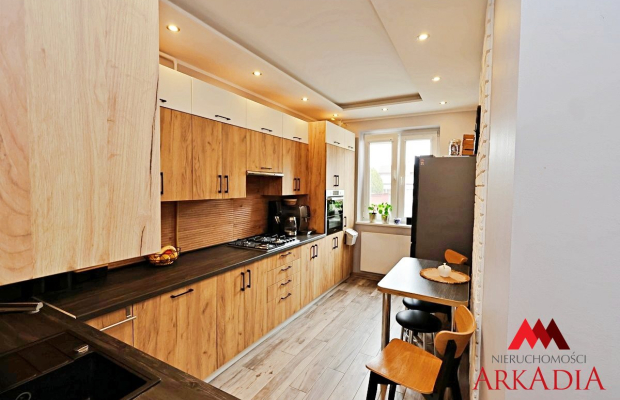 2 pokoje na parterze 55 m2 z balkonem, Sródmieście