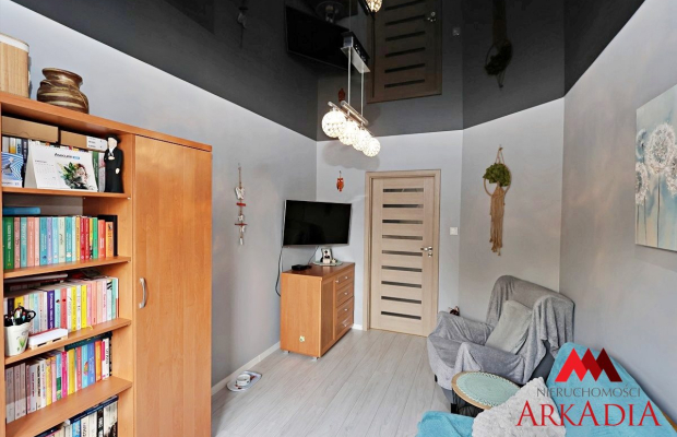 2 pokoje na parterze 55 m2 z balkonem, Sródmieście