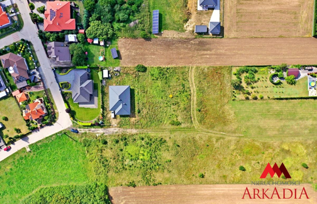 Arakcyjna działka w Kowalu 1000 m2