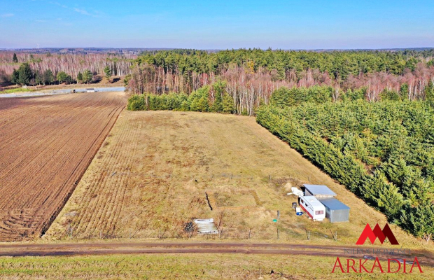 Arkadia Nieruchomości  oferuje na sprzedaż  niezabudowaną nieruchomość gruntową , położoną w  województwie kujawsko-pomorskim ,