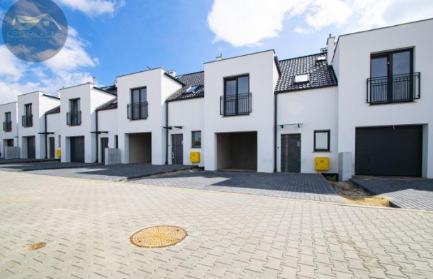 Dom szeregowy, ogródek, garaż