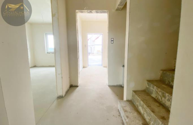 Dom szeregowy, ogródek, garaż