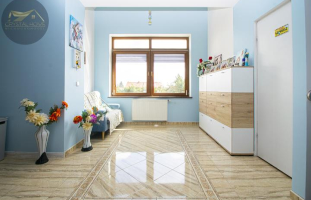 Dom mieszkalno - usługowy