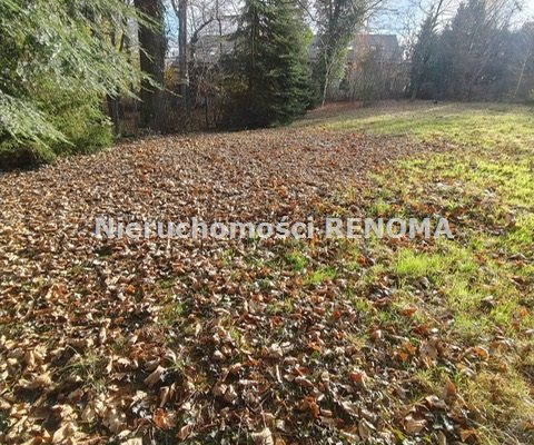 Działka budowlana 2414 m² z domkiem letniskowym – 