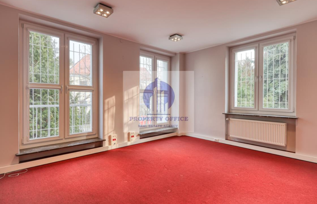 Saska Kępa: willa biurowa 476m2