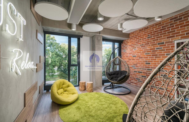 Włochy: lokal biurowy na wynajem