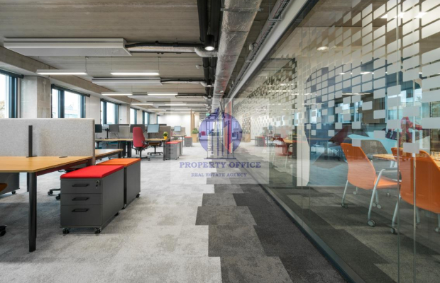 Włochy: lokal biurowy na wynajem