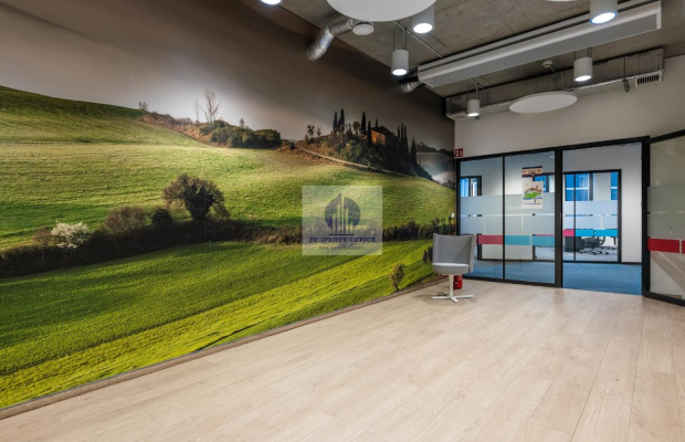 Włochy:lokal biurowy na wynajem