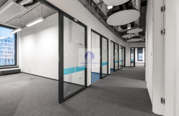 Włochy:lokal biurowy na wynajem