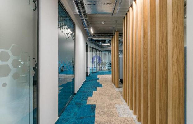 Włochy: lokal biurowy na wynajem