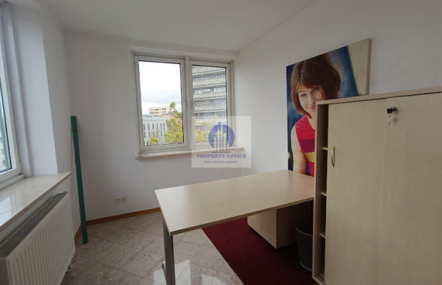 Mokotów: lokal biurowy 144,50m2 do wynajęcia