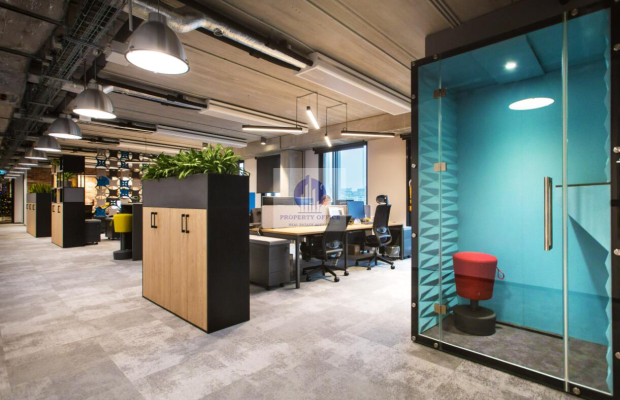 Włochy: lokal biurowy na wynajem