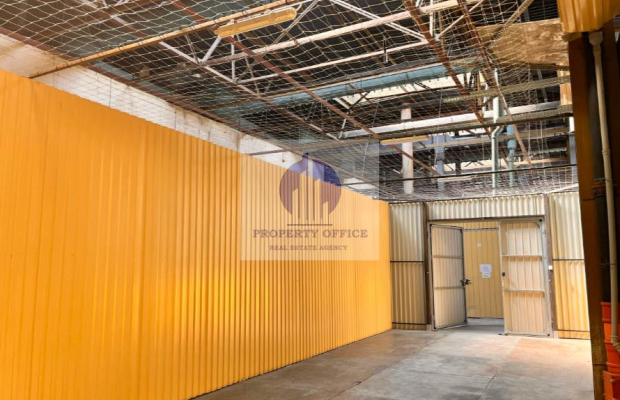 Bielany: magazyn 51,95m2 na wynajem