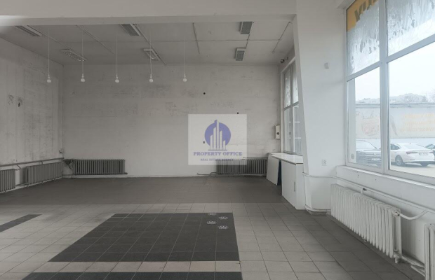 Włochy: lokal usługowo-biurowy na wynajem