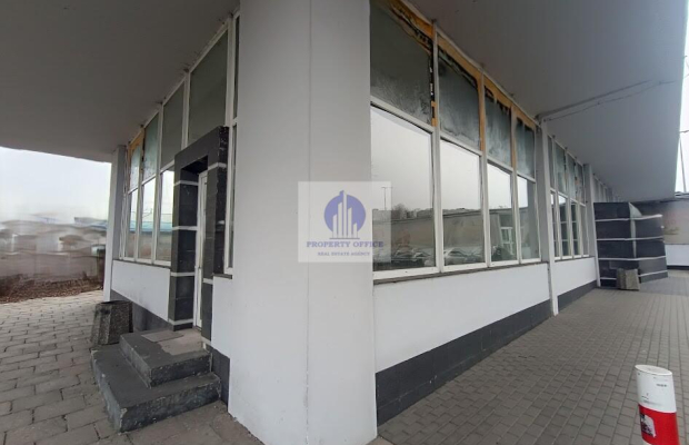 Włochy: lokal usługowo-biurowy na wynajem