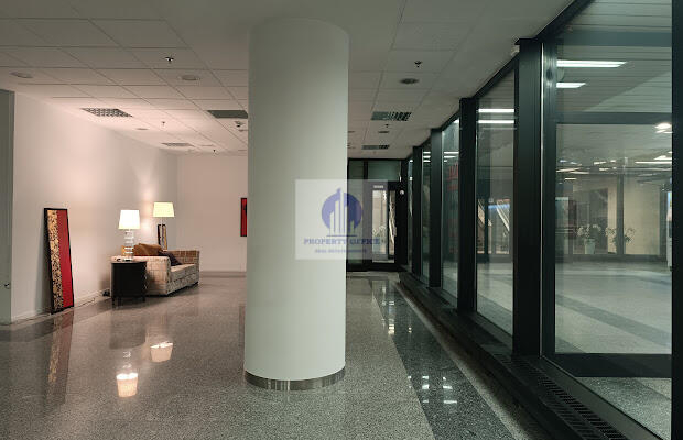 Śródmieście: lokal handlowo-usługowy na wynajem