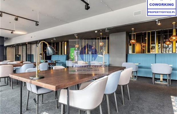 Śródmieście: biurko w coworkingu na wynajem