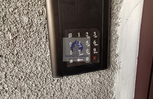 Włochy: lokal biurowy na wynajem