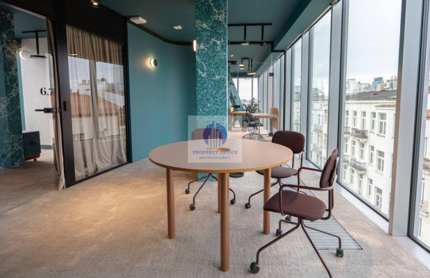 Śródmieście: umeblowany lokal biurowy na wynajem