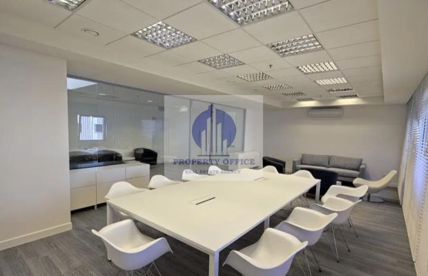 Włochy: lokal biurowy na wynajem