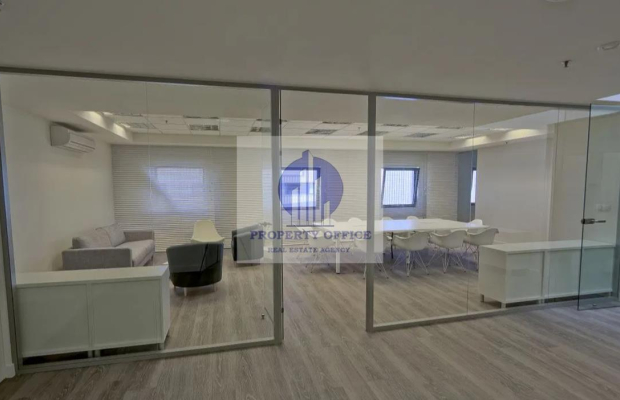 Włochy: lokal biurowy na wynajem