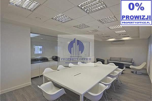 Włochy: lokal magazynowo-biurowy na wynajem