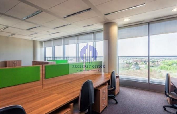 Włochy: lokal biuroy na wynajem