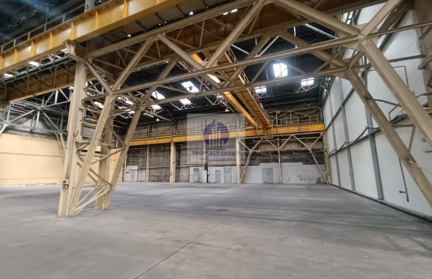 Bielany: magazyn 1750 m2