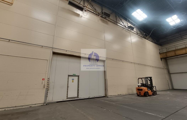 Bielany: magazyn 1750 m2