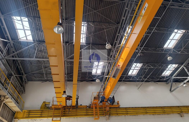 Bielany: magazyn 1740 m2