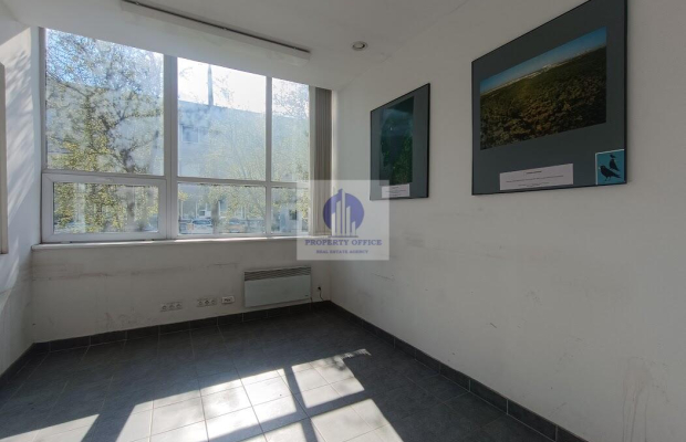 Bielany: magazyn 1740 m2