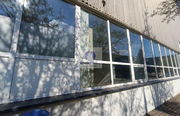 Bielany: magazyn 1740 m2