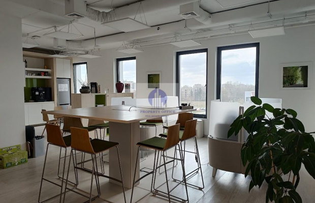 Mokotów: biurko w coworkingu na wynajem