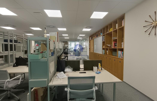 Praga Północ: biurko w coworkingu na wynajem