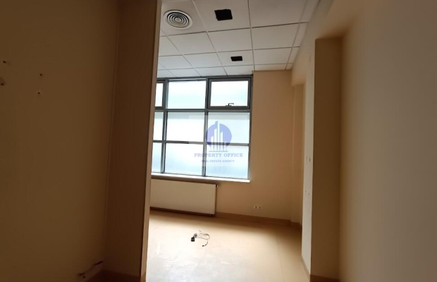 Mokotów: lokal handlowo-usługowy na wynajem