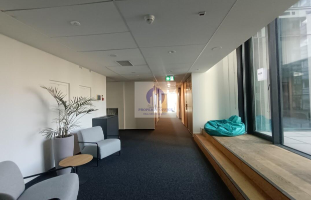 Śródmieście: biuro serwisowane na wynajem