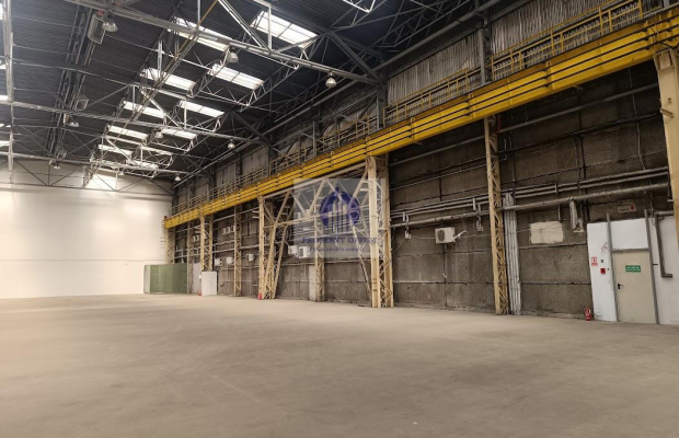 Bielany: magazyn 1500 m2 na wynajem