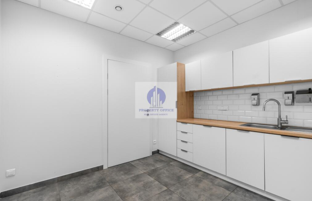 Ochota: lokal biurowy 700,23 m2 na wynajem