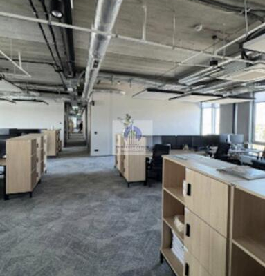 Włochy: lokal biurowy 546m2 na wynajem