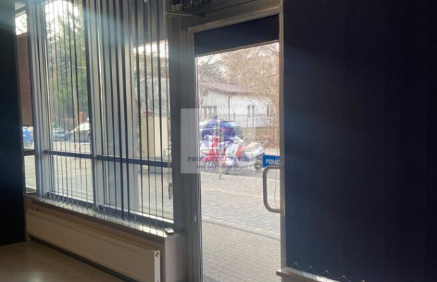 Warszawa Włochy: lokal usługowo-handlowy 36,50 m2 do wynajęcia