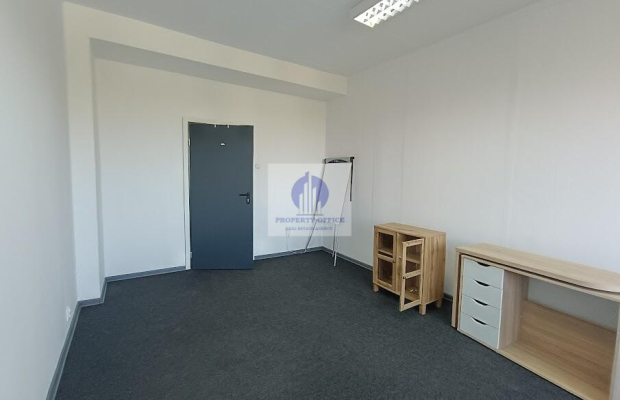 Praga Południe: lokal biurowy 22,90 m2 do wynajęcia